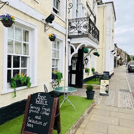Crown Hotel Brackley Zewnętrze zdjęcie